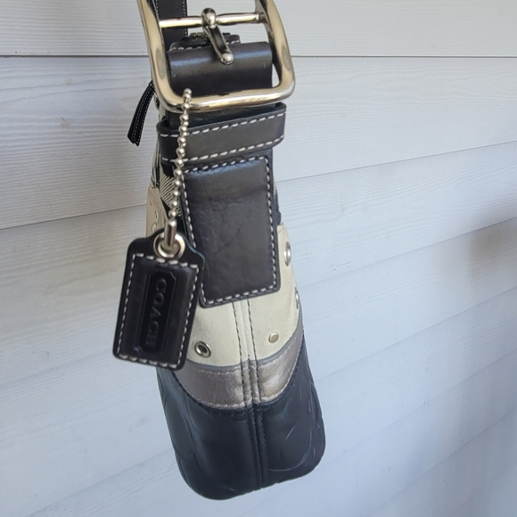 Coach Y2K Suede Jacquard Convertible Shoulder Bag (no. F13078) - Picture 4 of 9